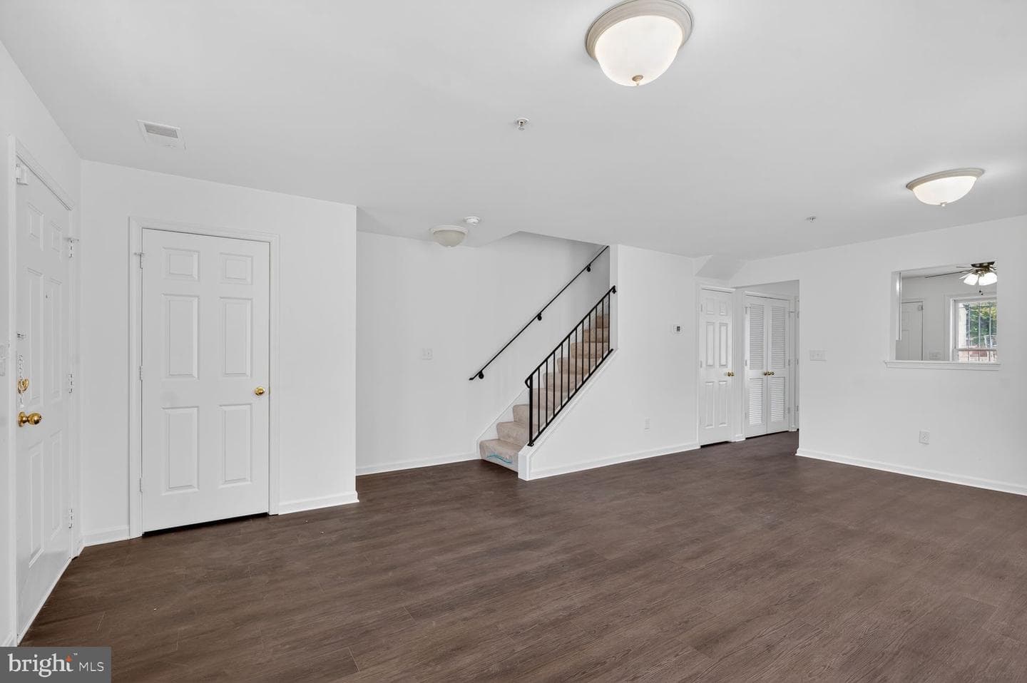 227 54th Street NE photo 8