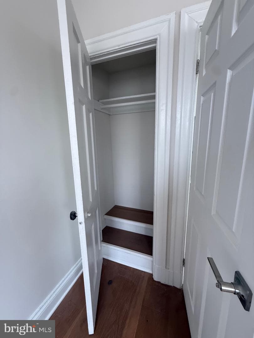 613 Roxboro Place NW photo 40