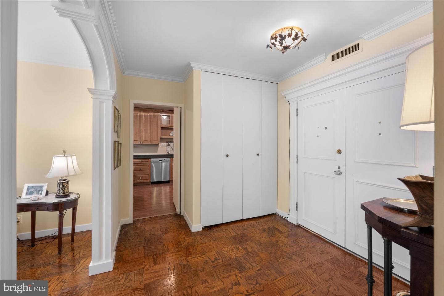4100 Cathedral Avenue NW #717 photo 5