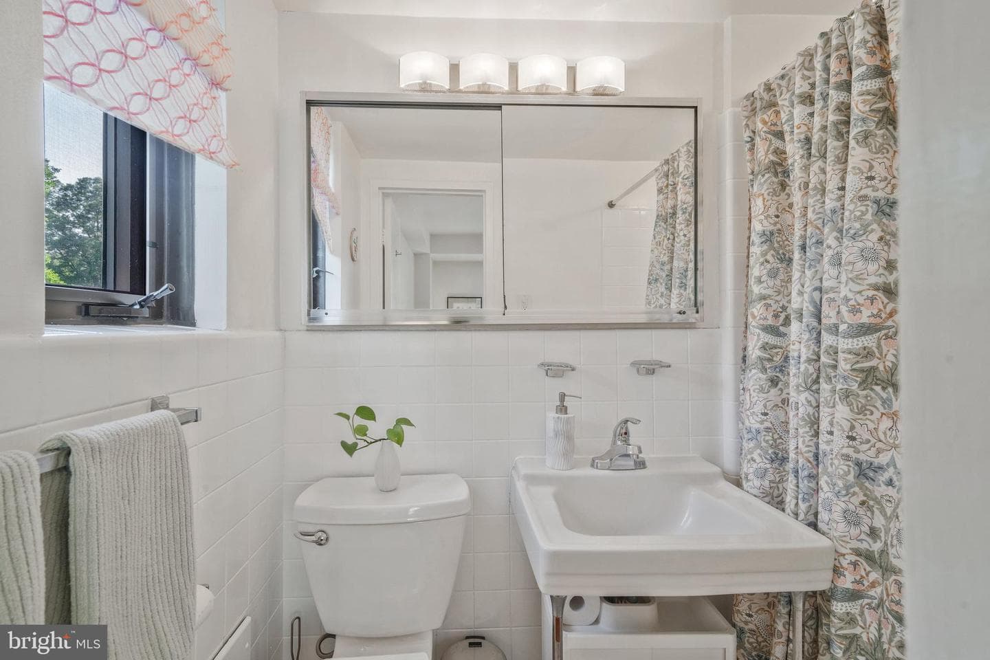5410 Connecticut Avenue NW #412 photo 14