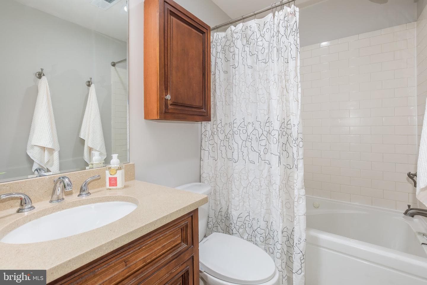 1116 C Street NE #202 photo 26