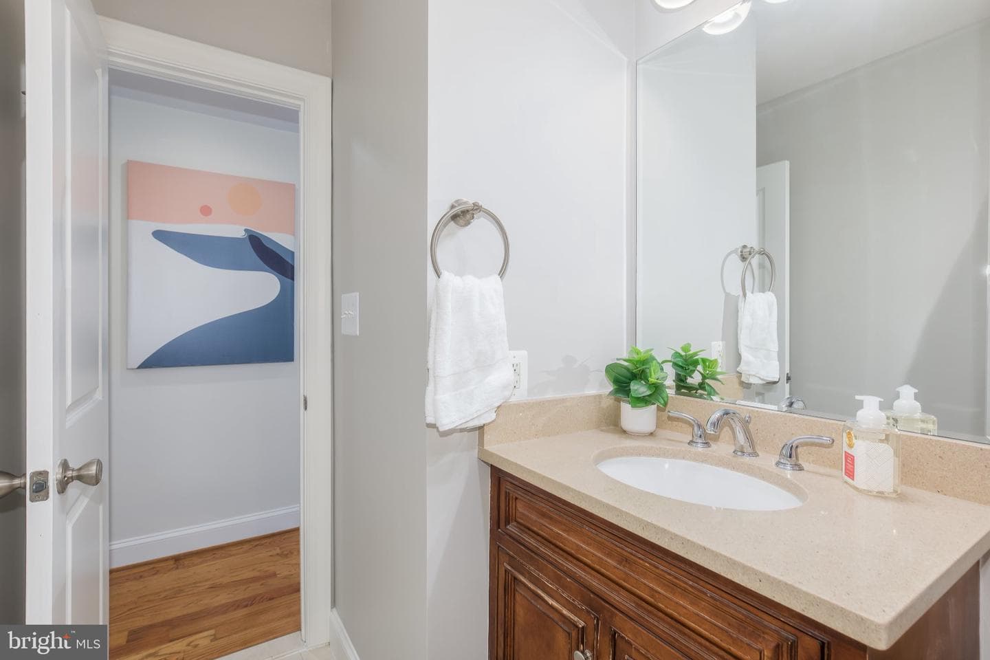 1116 C Street NE #202 photo 27