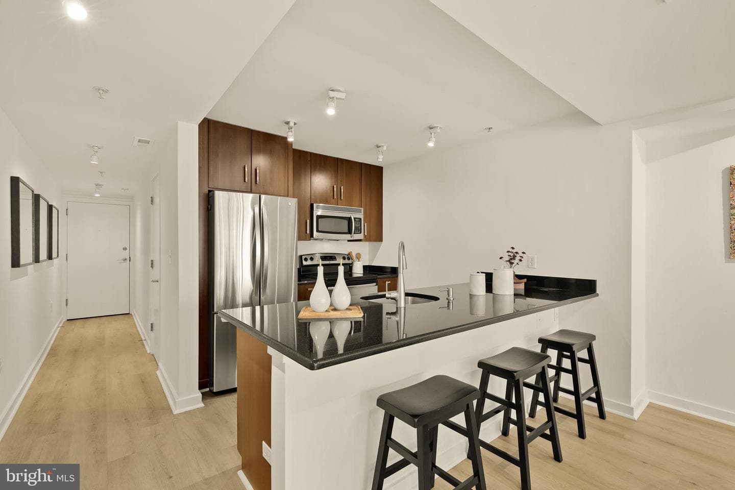 1423 Newton Street NW #204 photo 5