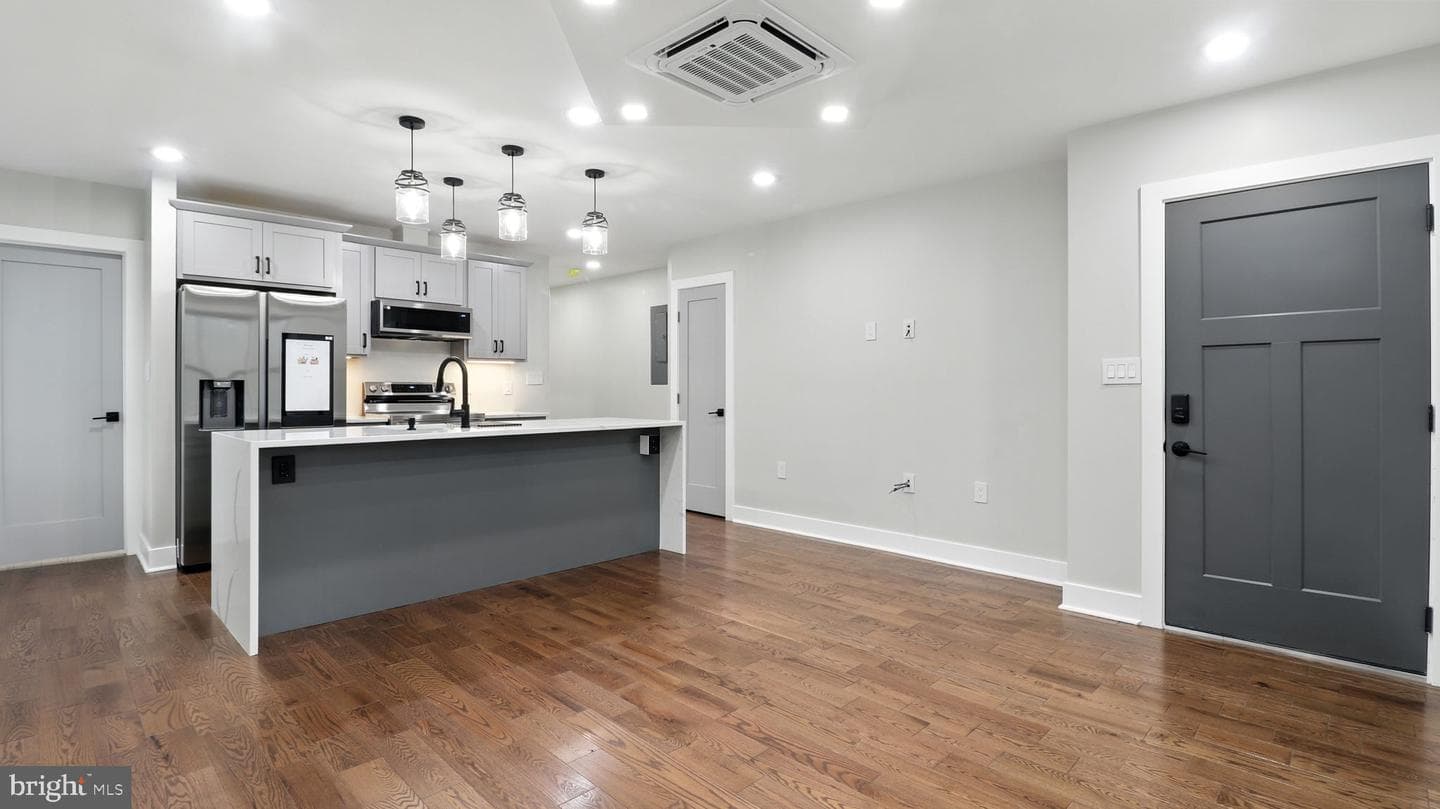 2256 High Street SE #2, Washington