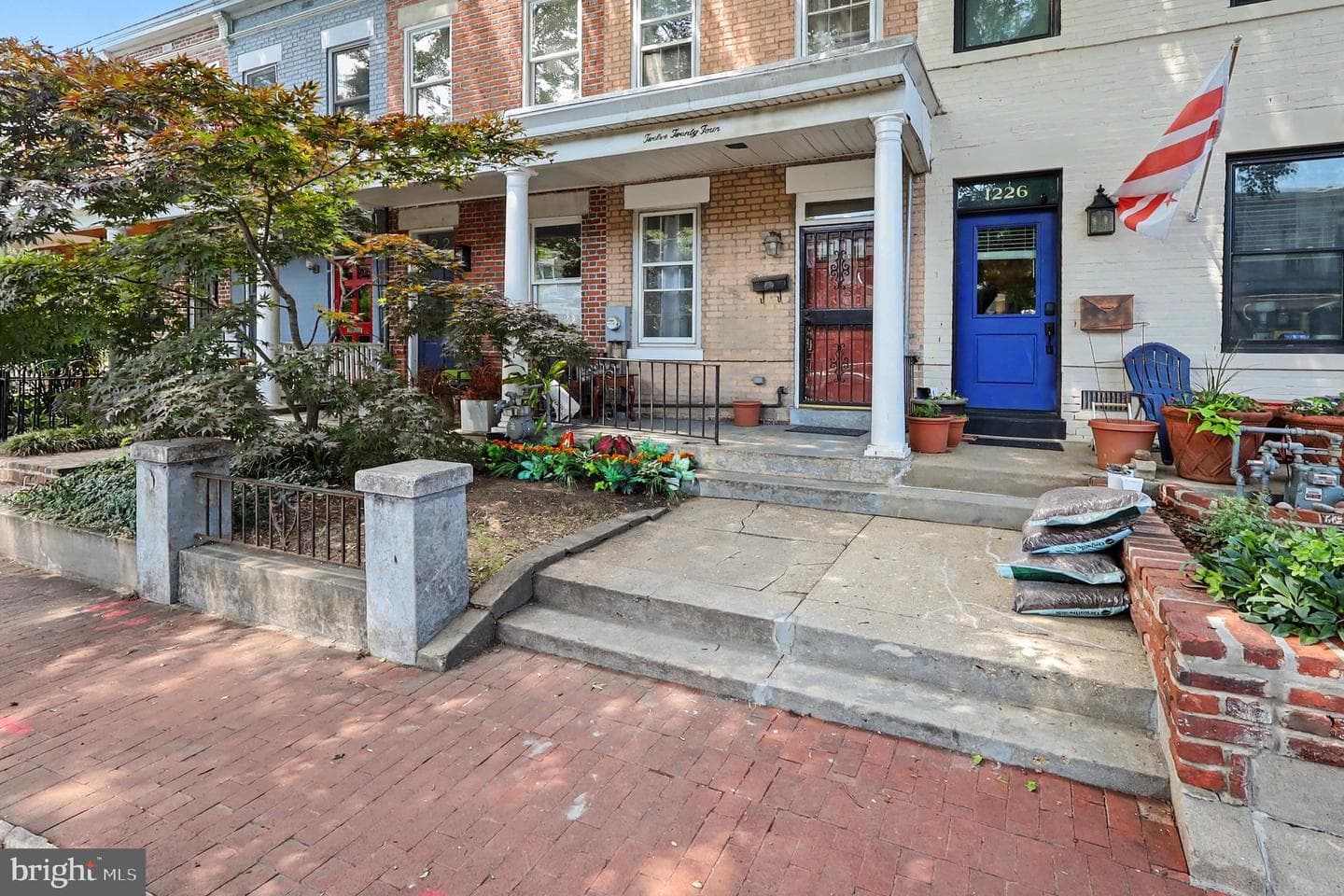1224 Walter Street SE photo 3