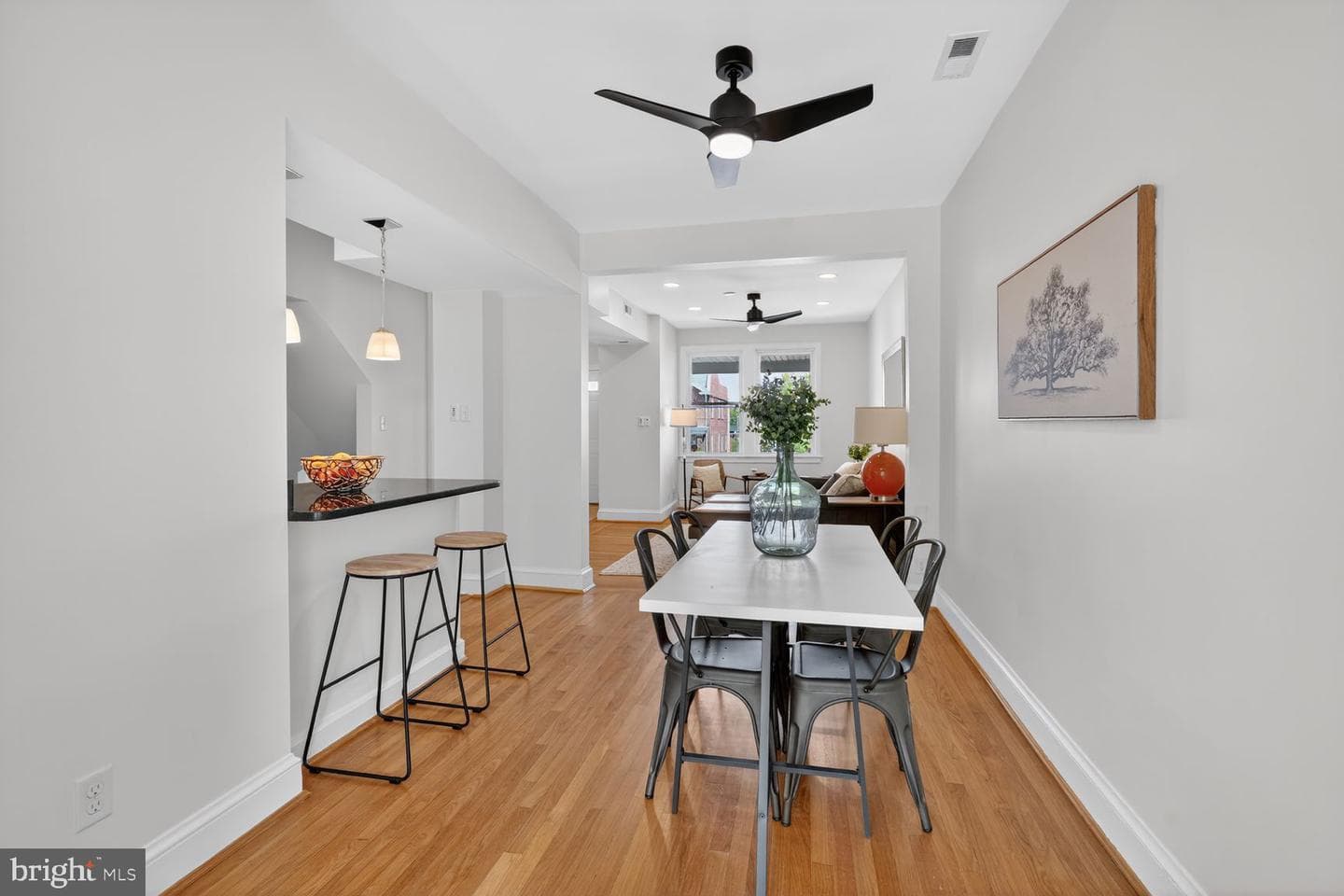 308 Emerson Street NW photo 12