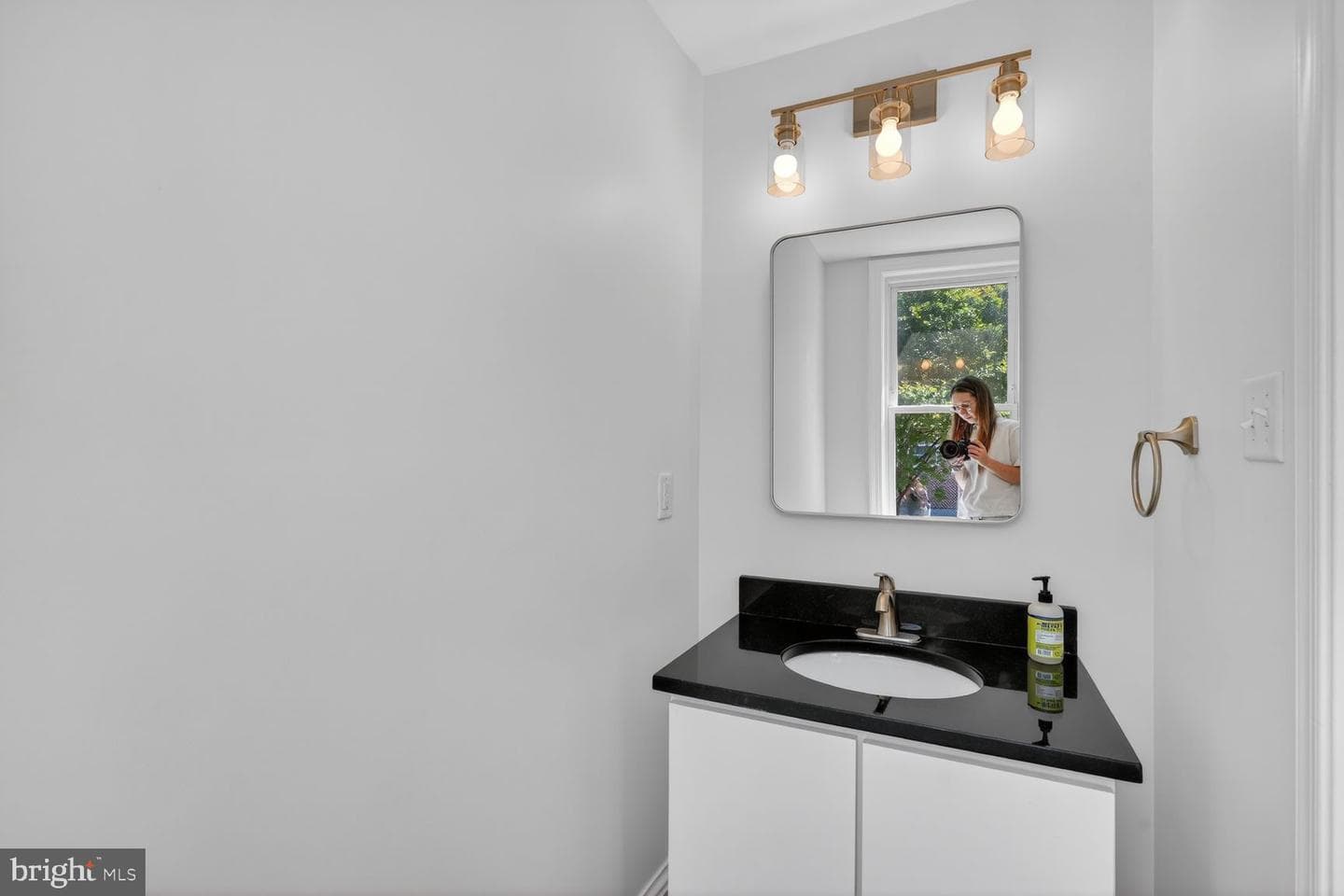 308 Emerson Street NW photo 13