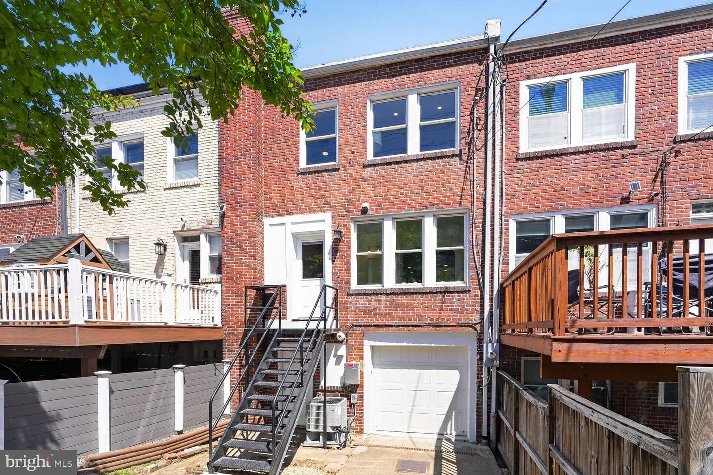 308 Emerson Street NW photo 23