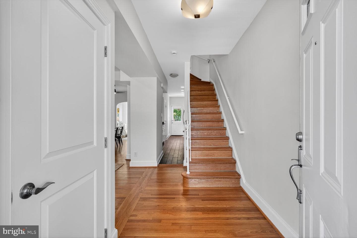 308 Emerson Street NW photo 3