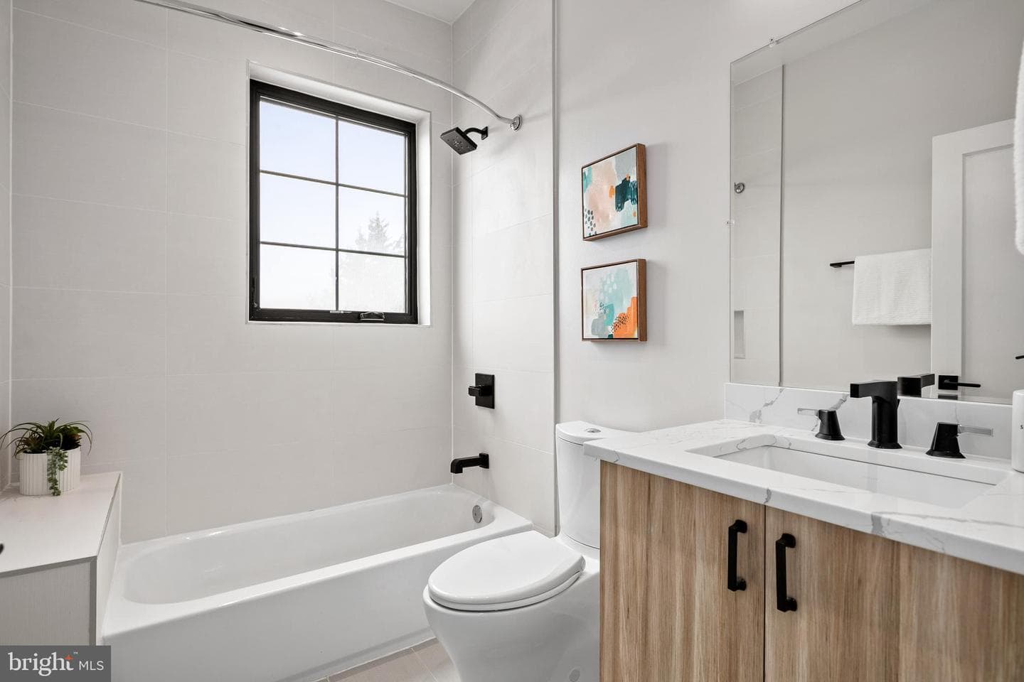 330 16th Street SE #2 photo 25