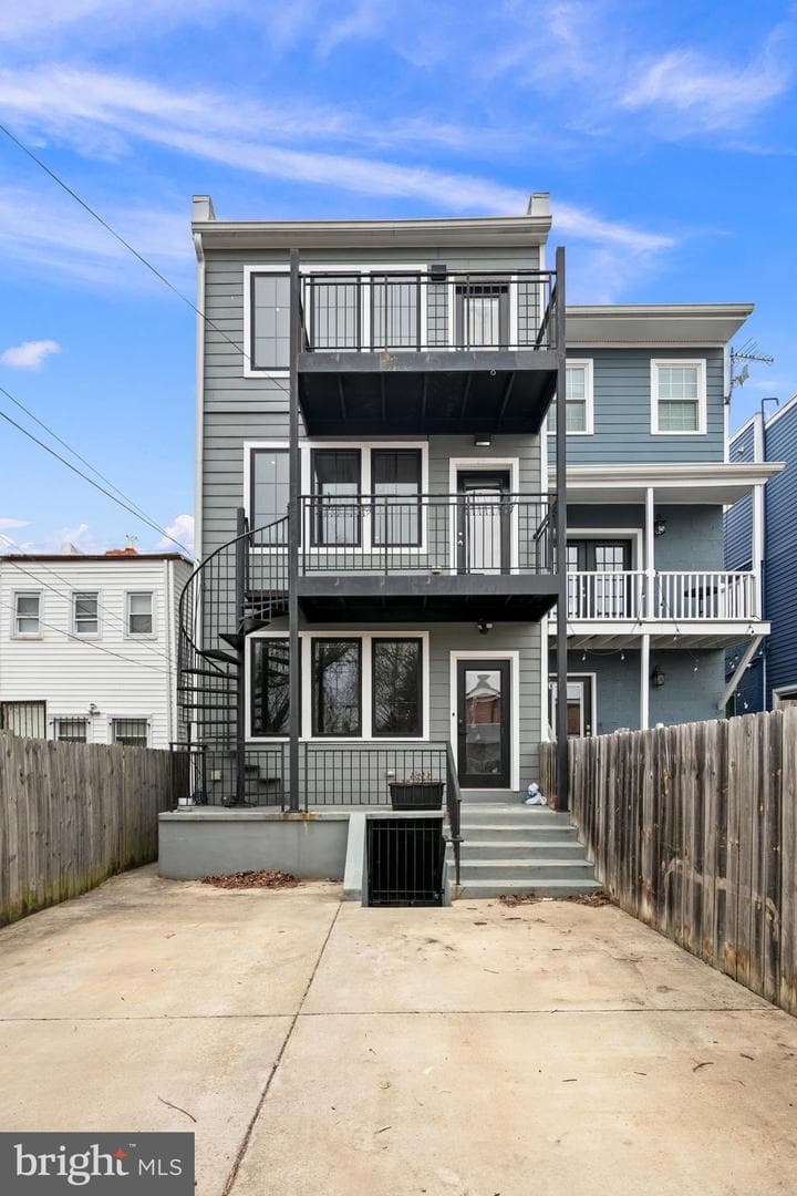 330 16th Street SE #2 photo 29