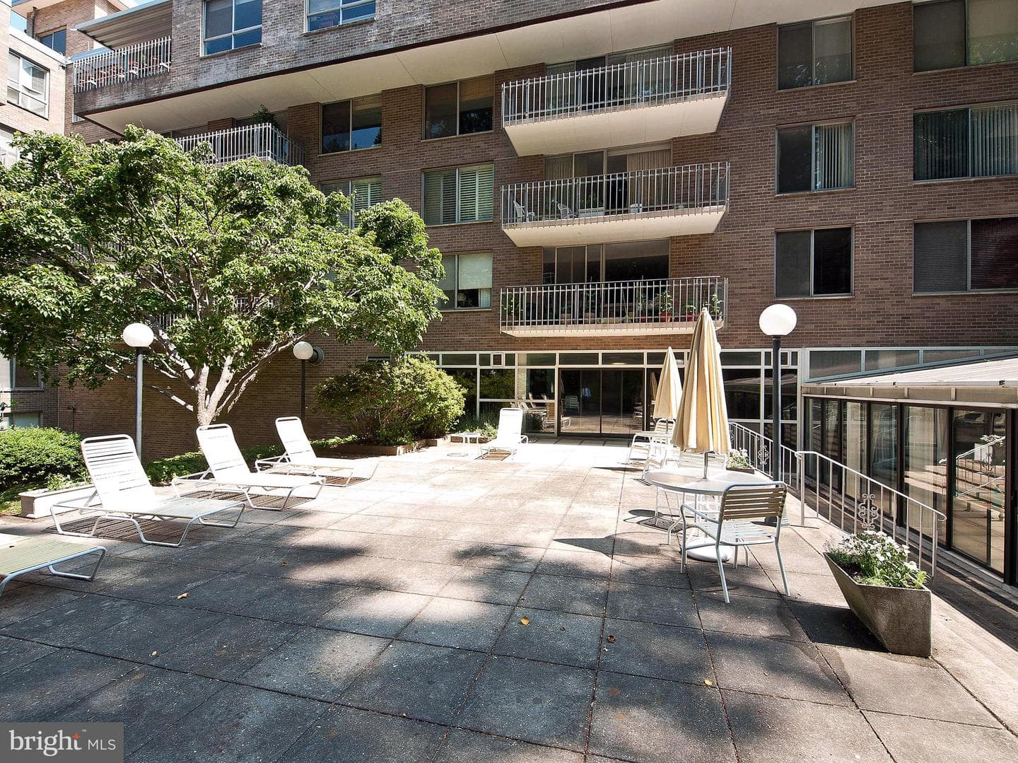 4100 Cathedral Avenue NW #820 photo 33