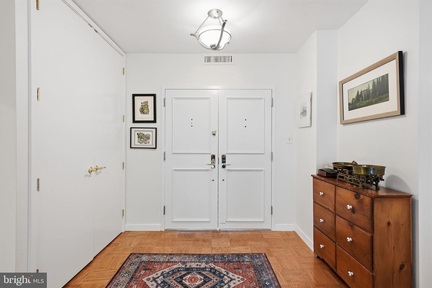 4100 Cathedral Avenue NW #820 photo 4