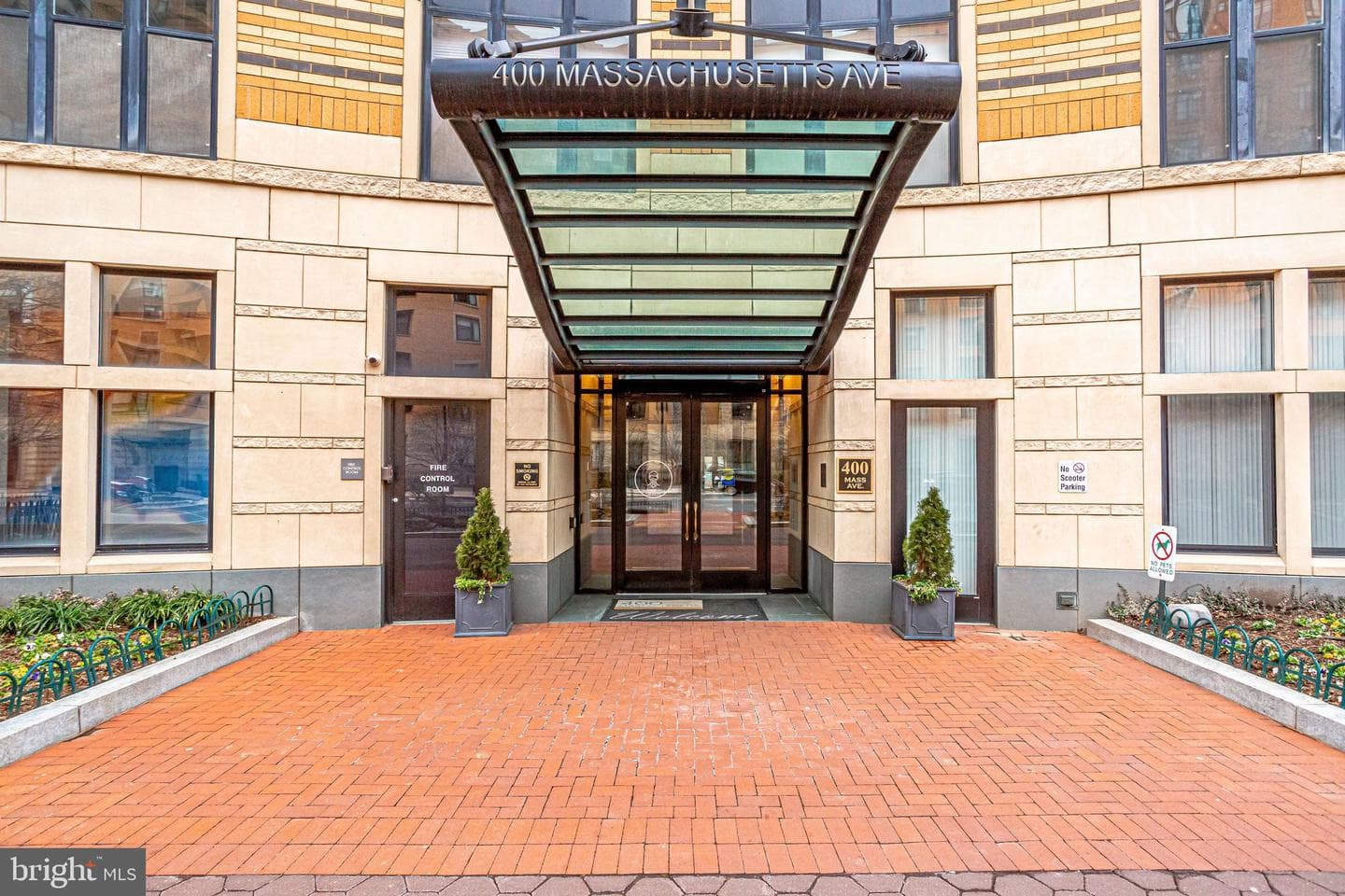 400 Massachusetts Avenue NW #803 photo 21