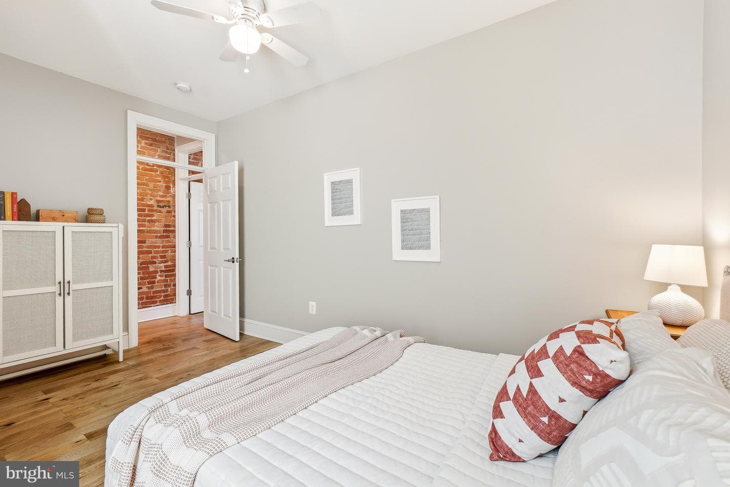 822 11th Street NE photo 33