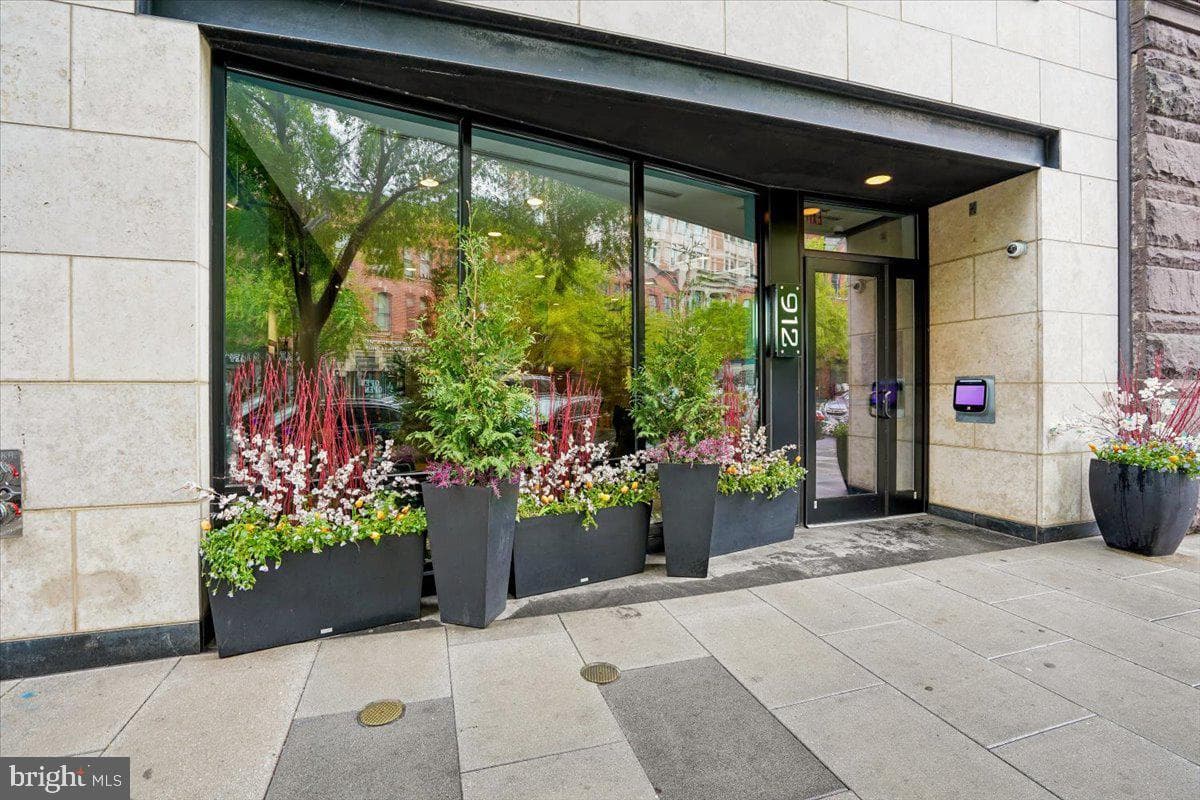 912 F Street NW #709 photo 21