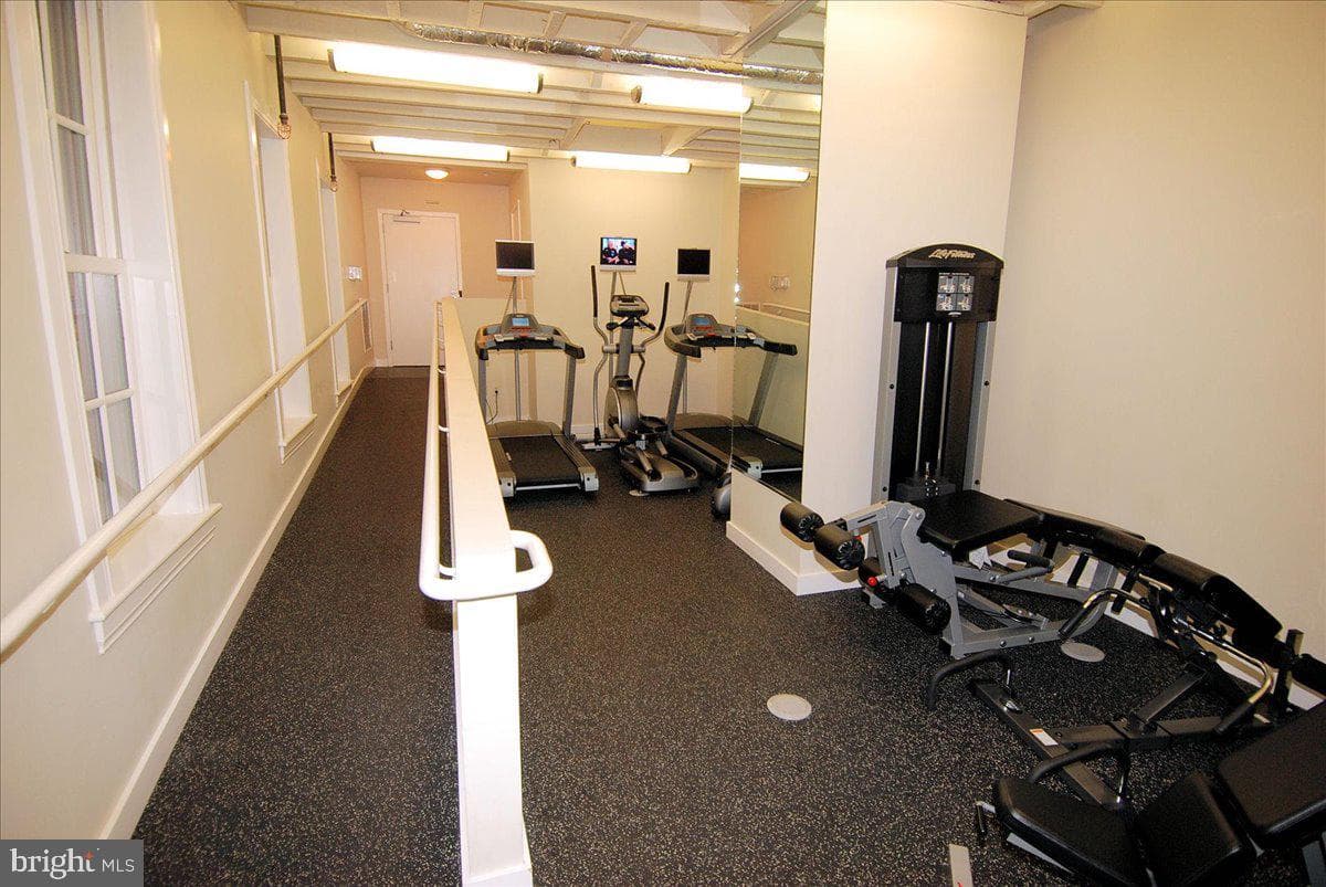 912 F Street NW #709 photo 23