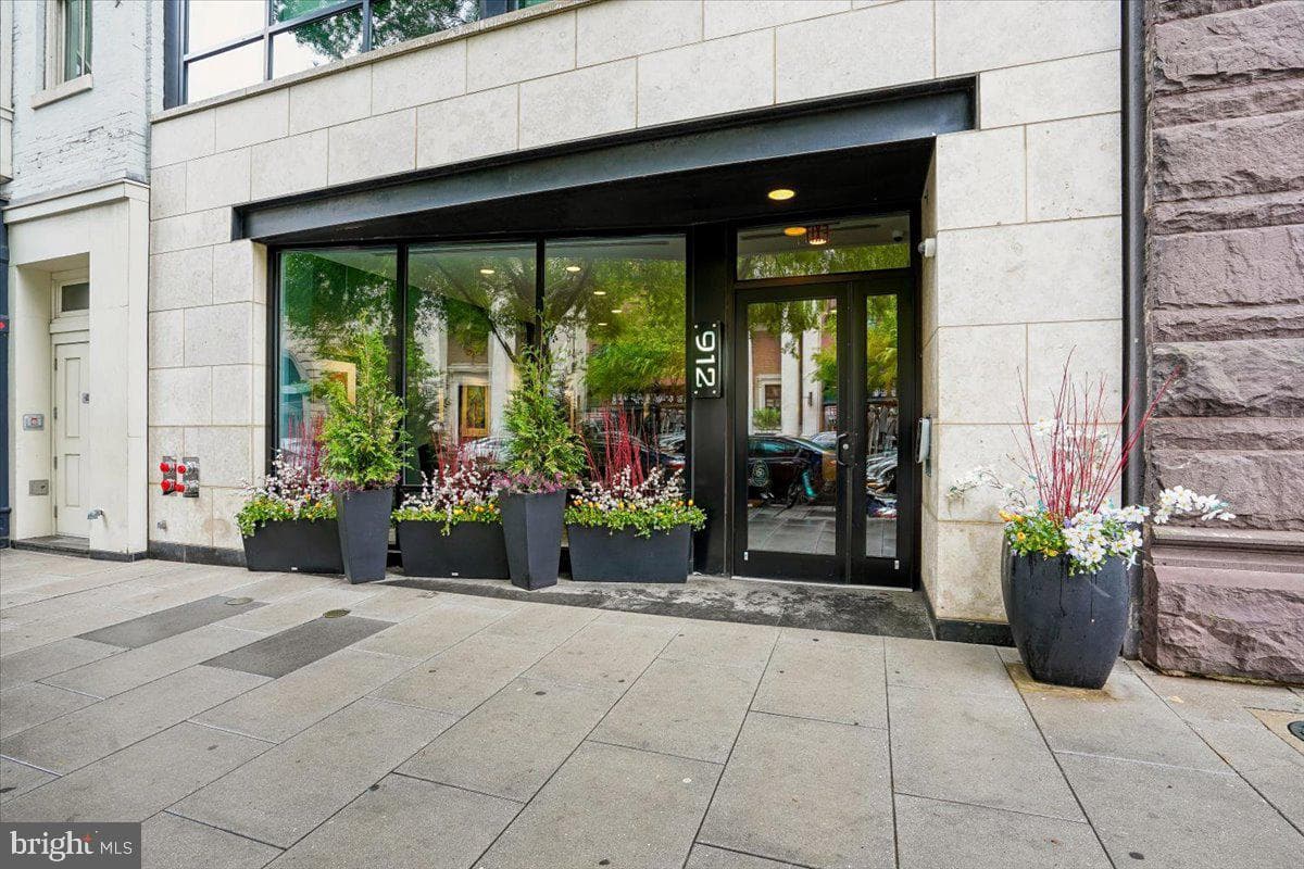 912 F Street NW #709 photo 4