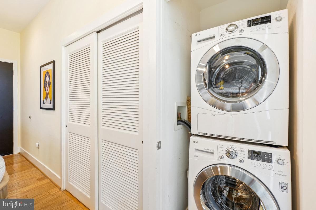 1443 Chapin Street NW #401 photo 12