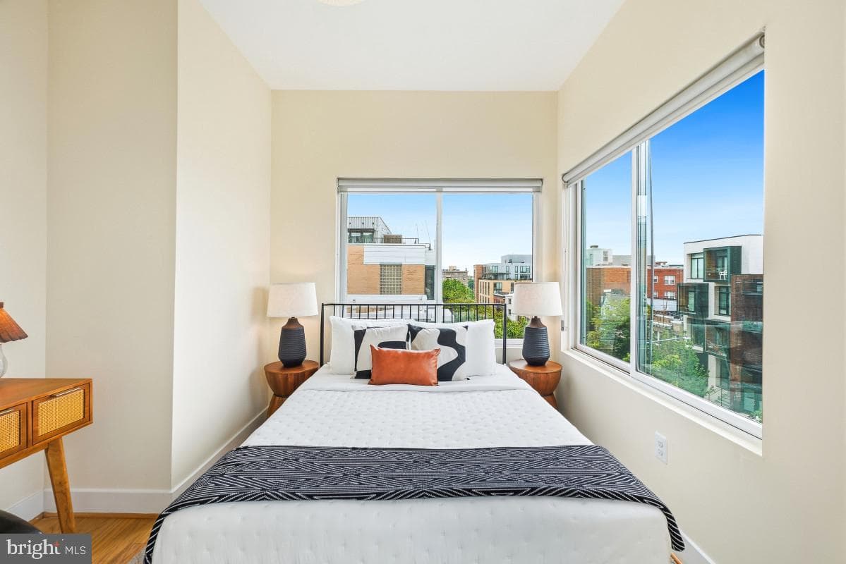 1443 Chapin Street NW #401 photo 19