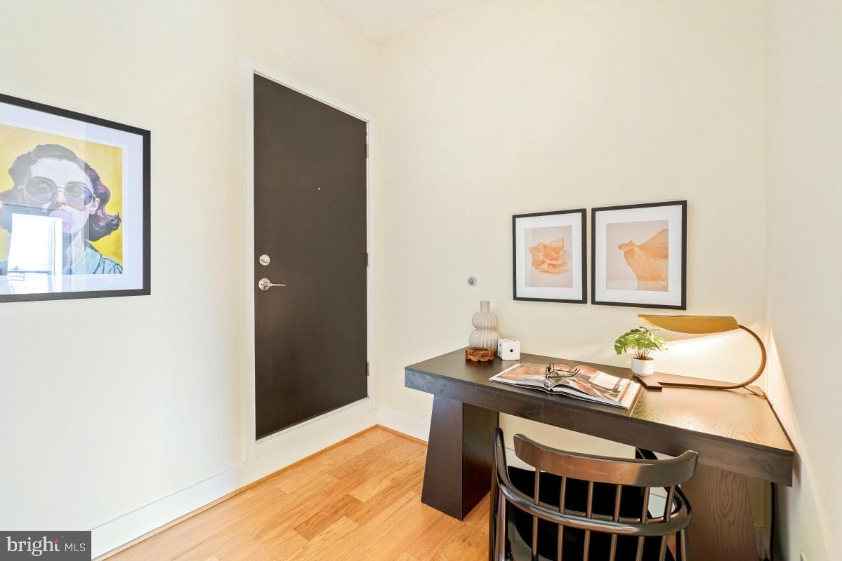 1443 Chapin Street NW #401 photo 31