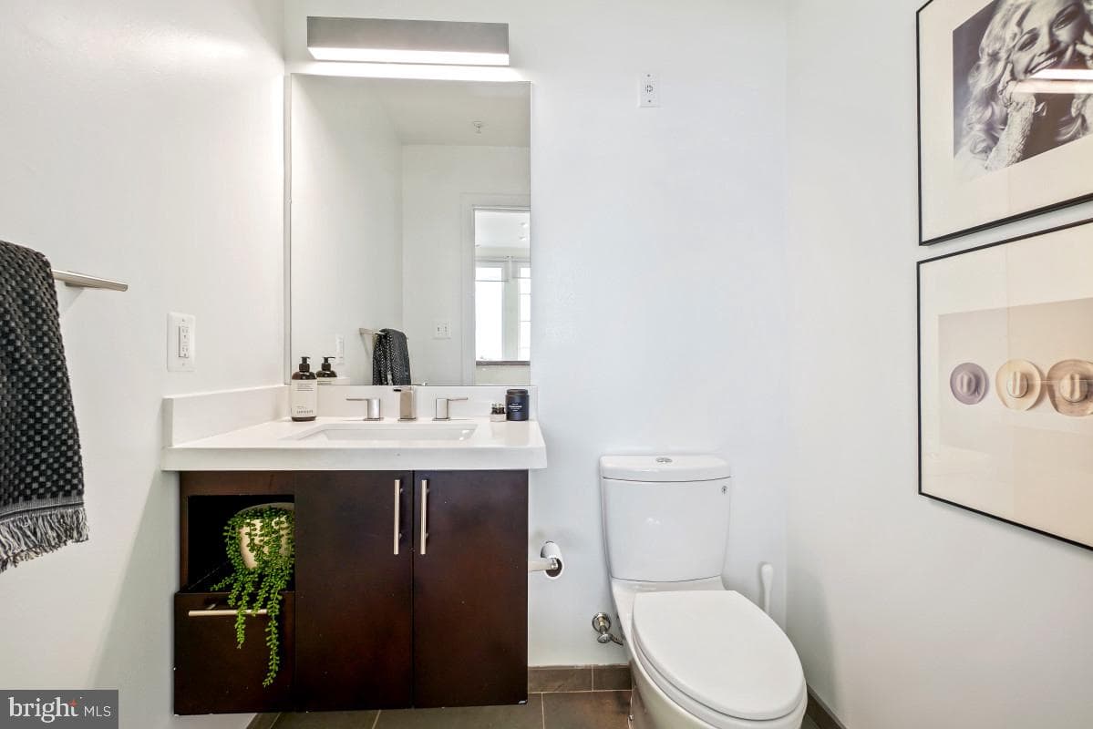 1443 Chapin Street NW #401 photo 39
