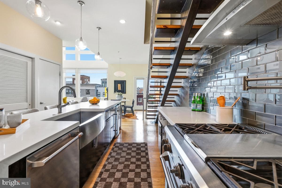 1443 Chapin Street NW #401 photo 7