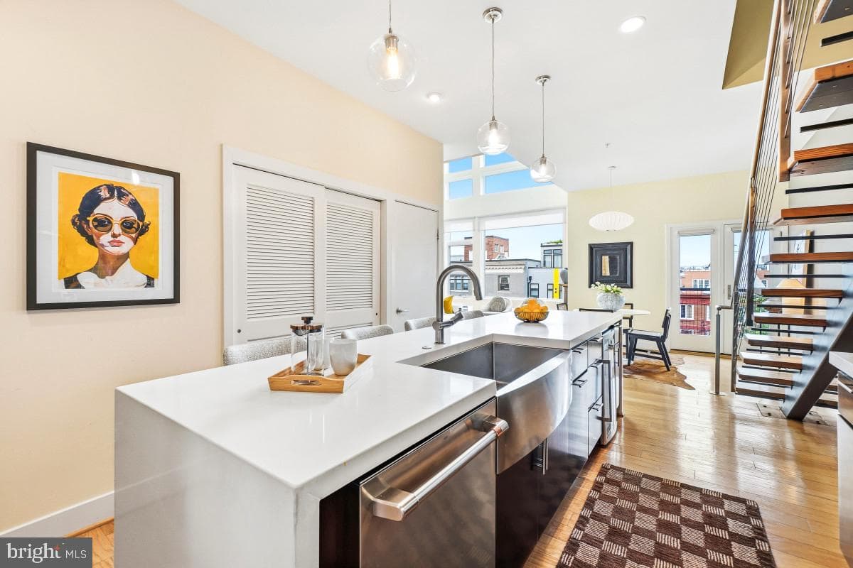 1443 Chapin Street NW #401 photo 9