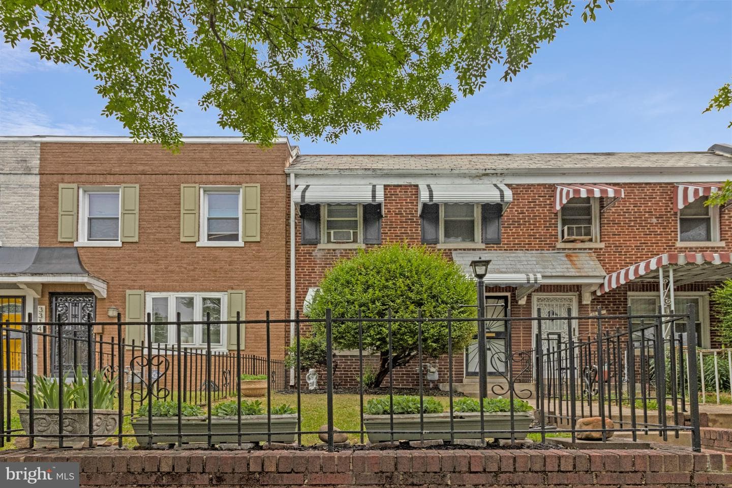3316 Clay Street NE photo 3