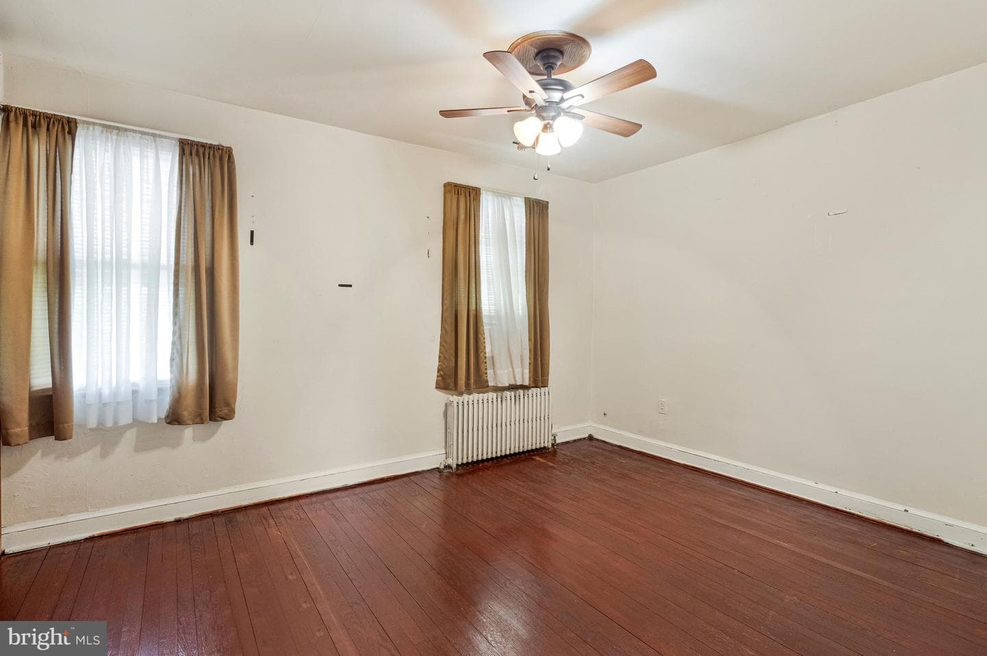 3316 Clay Street NE photo 5