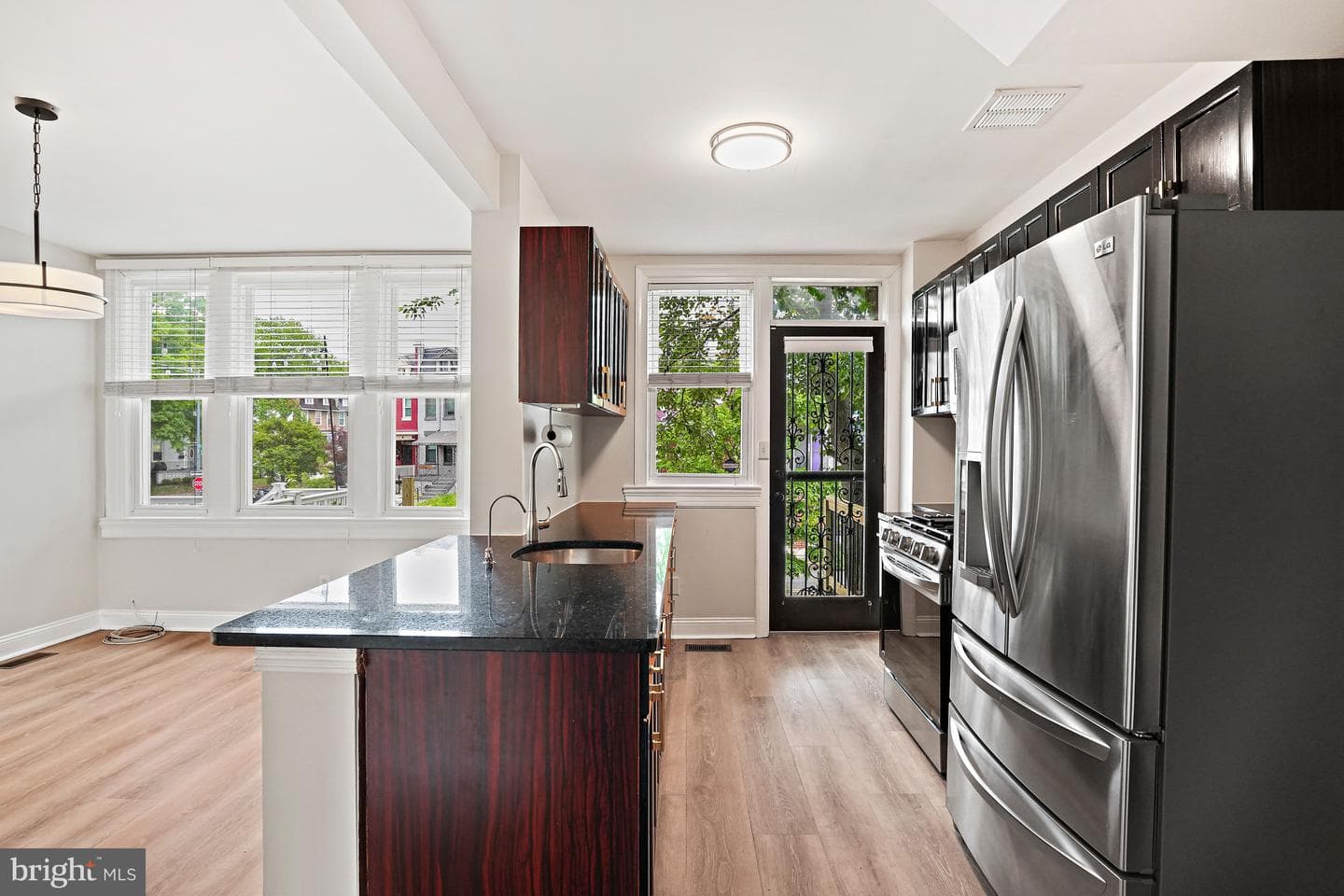 151 Rhode Island Avenue NE photo 30