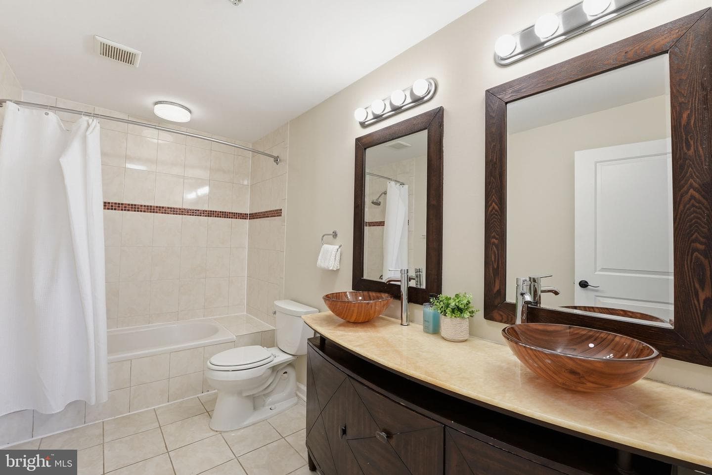 1917 2nd Street NE #301 photo 12