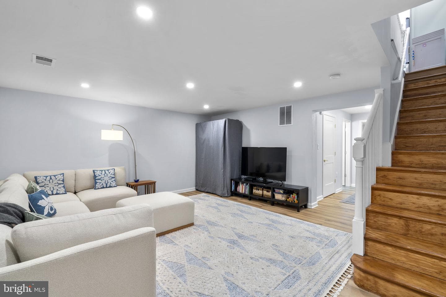 2230 39th Place NW photo 27