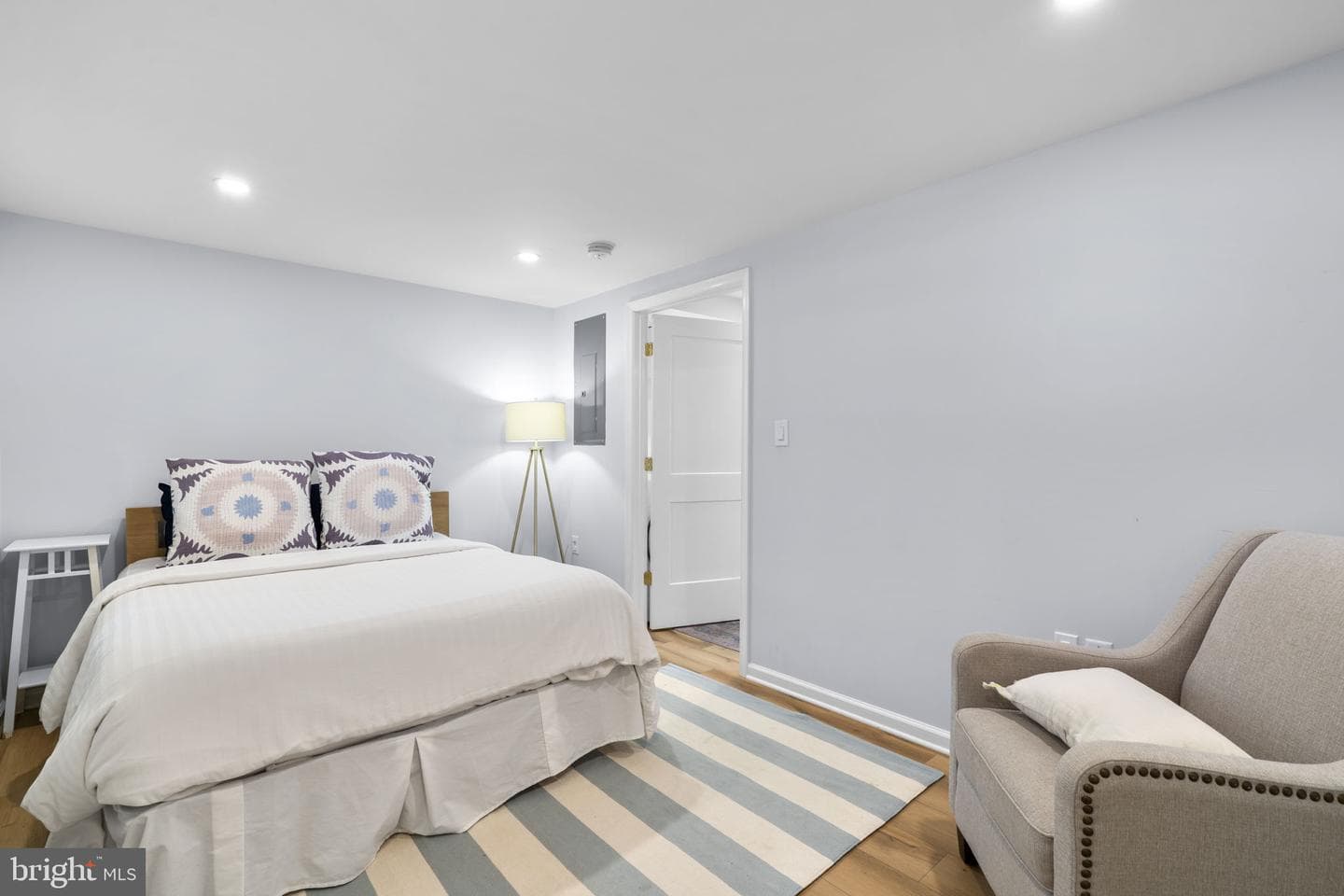 2230 39th Place NW photo 30