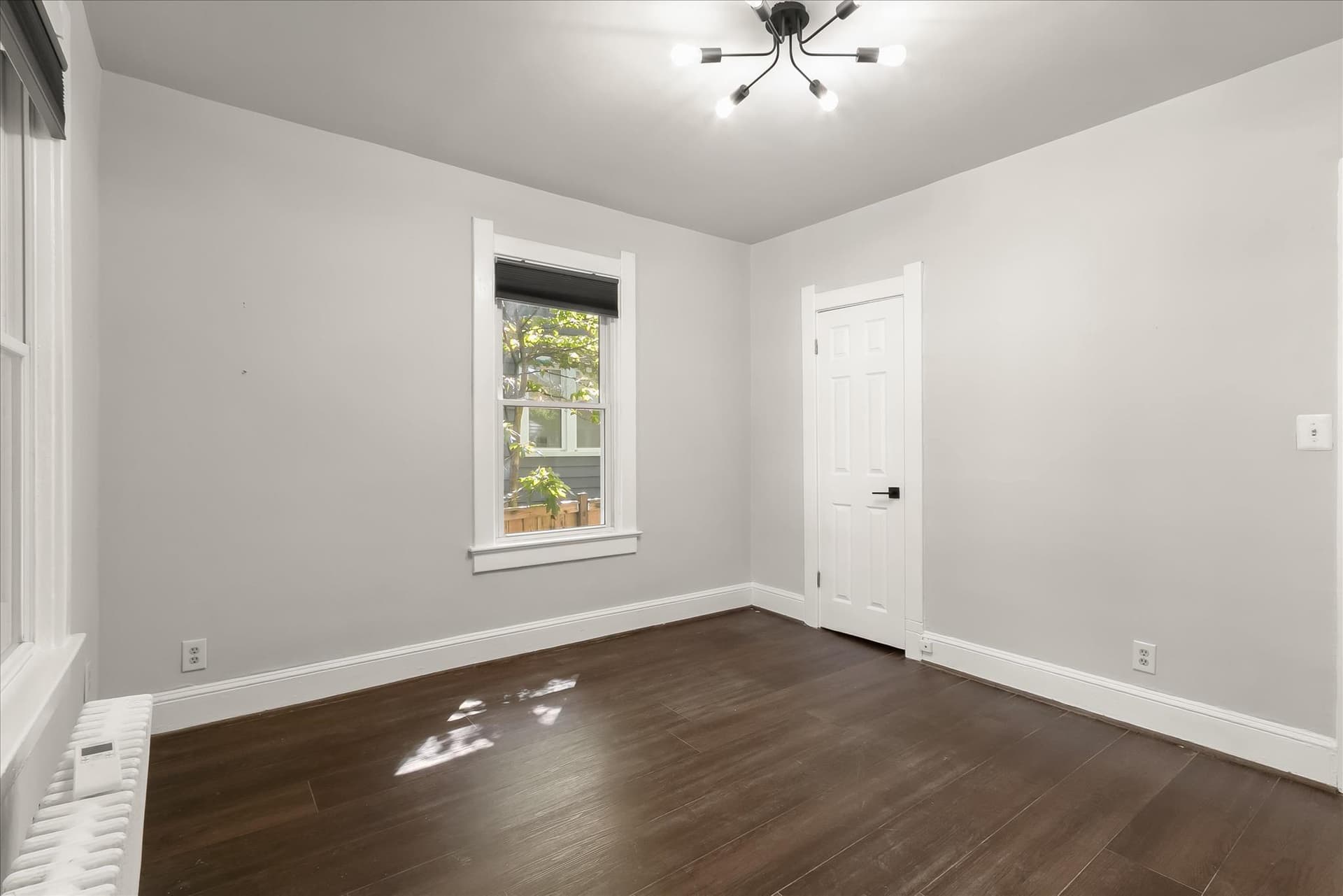 1403 Newton Street NE photo 16