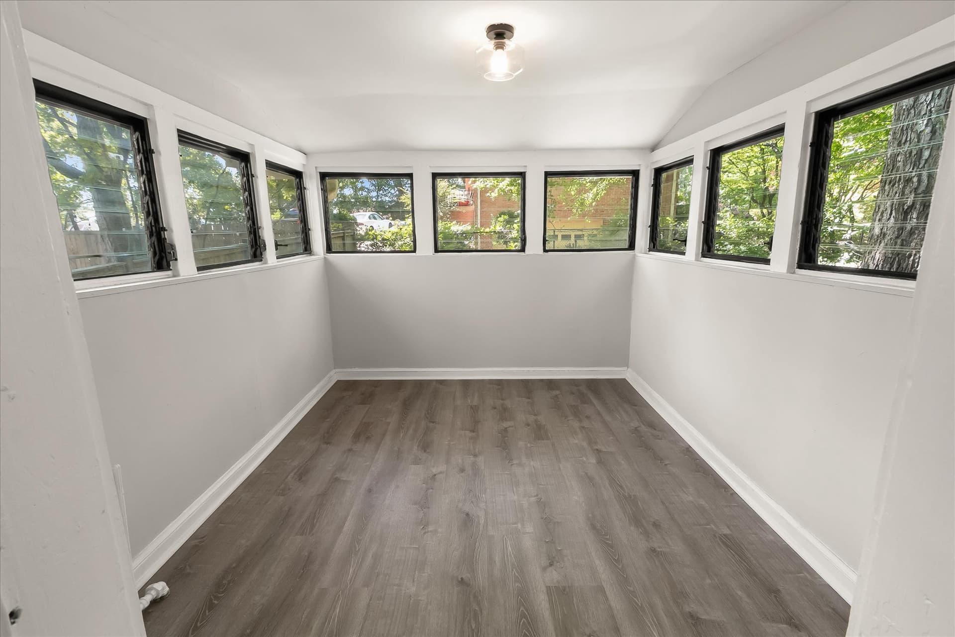 1403 Newton Street NE photo 24