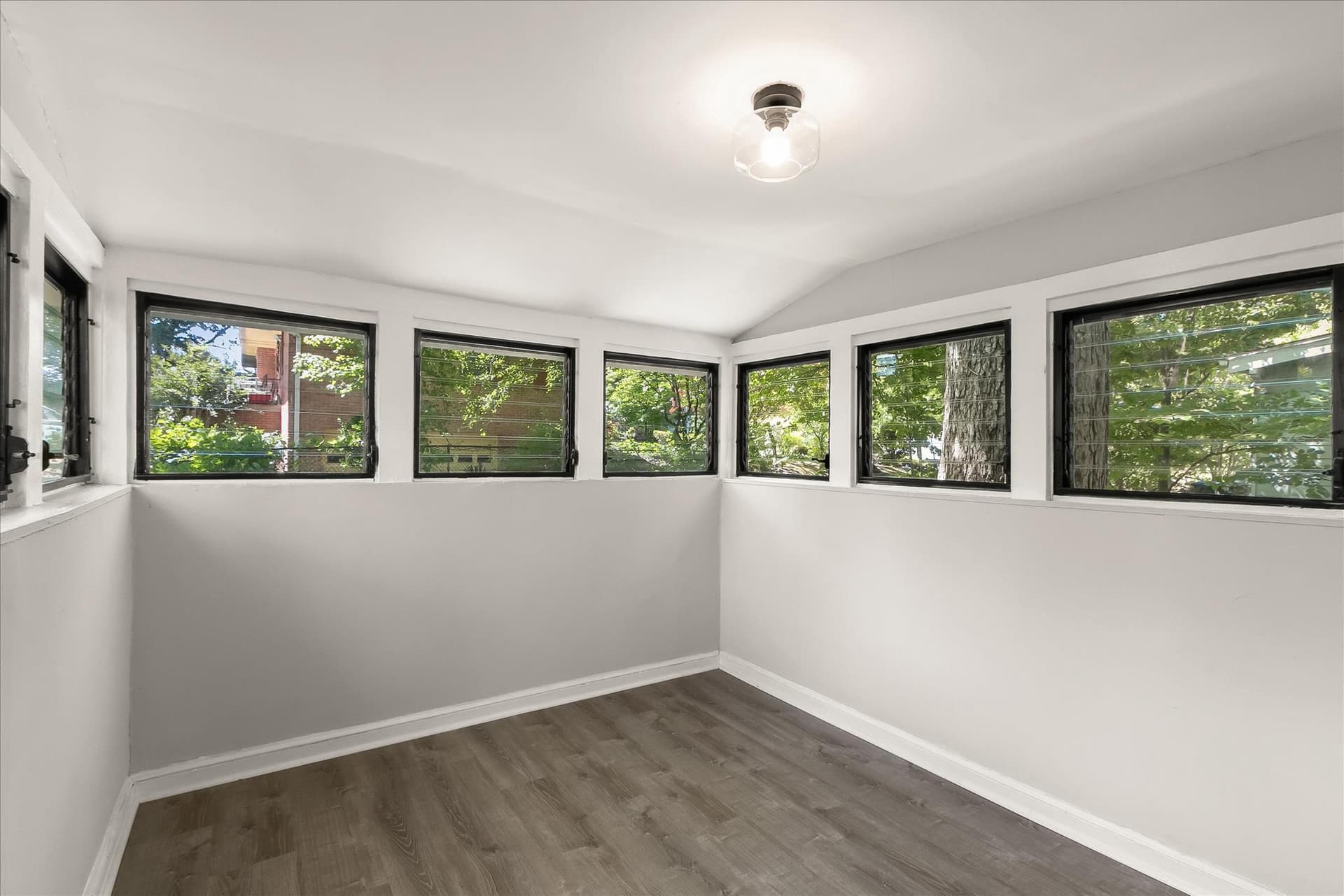 1403 Newton Street NE photo 25