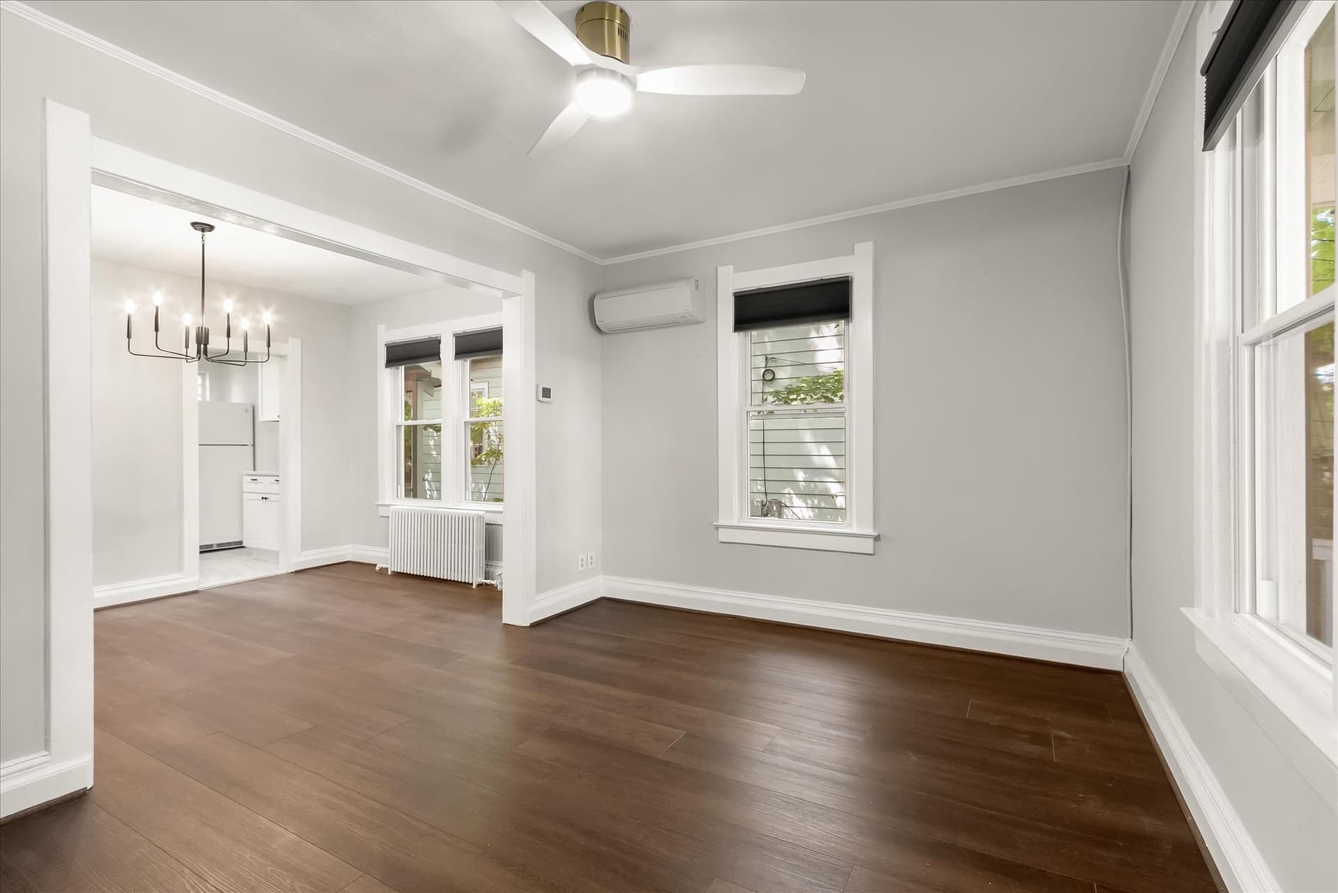 1403 Newton Street NE photo 5