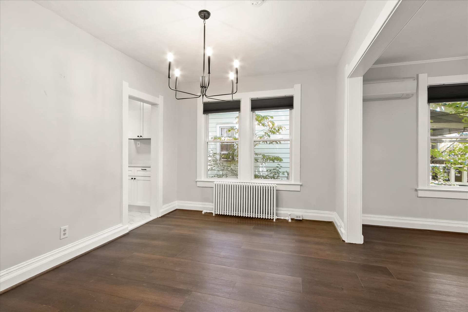 1403 Newton Street NE photo 8