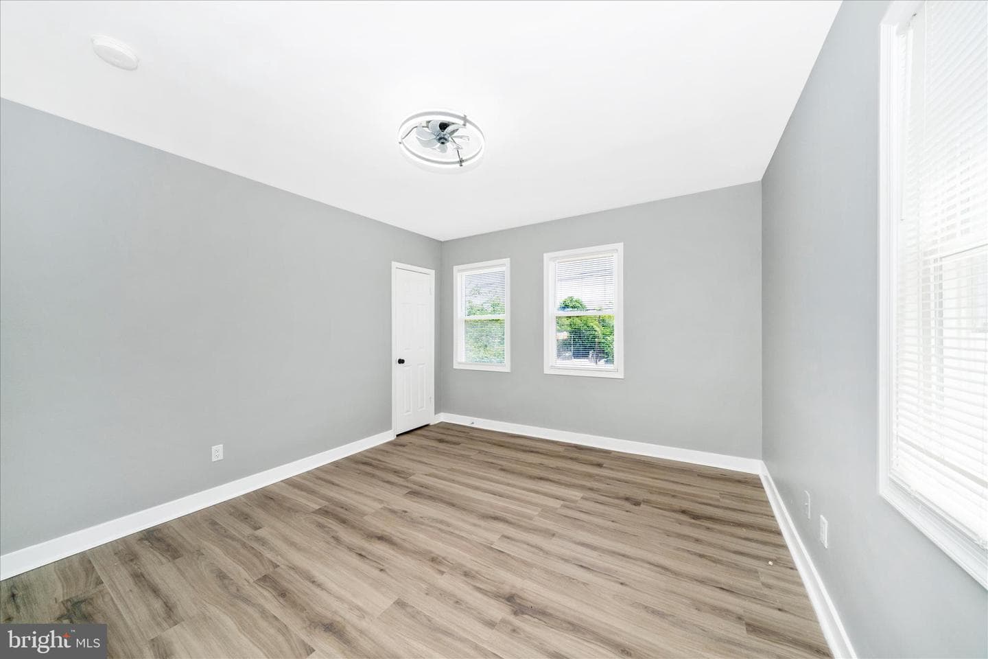 5027 Benning Road SE photo 39