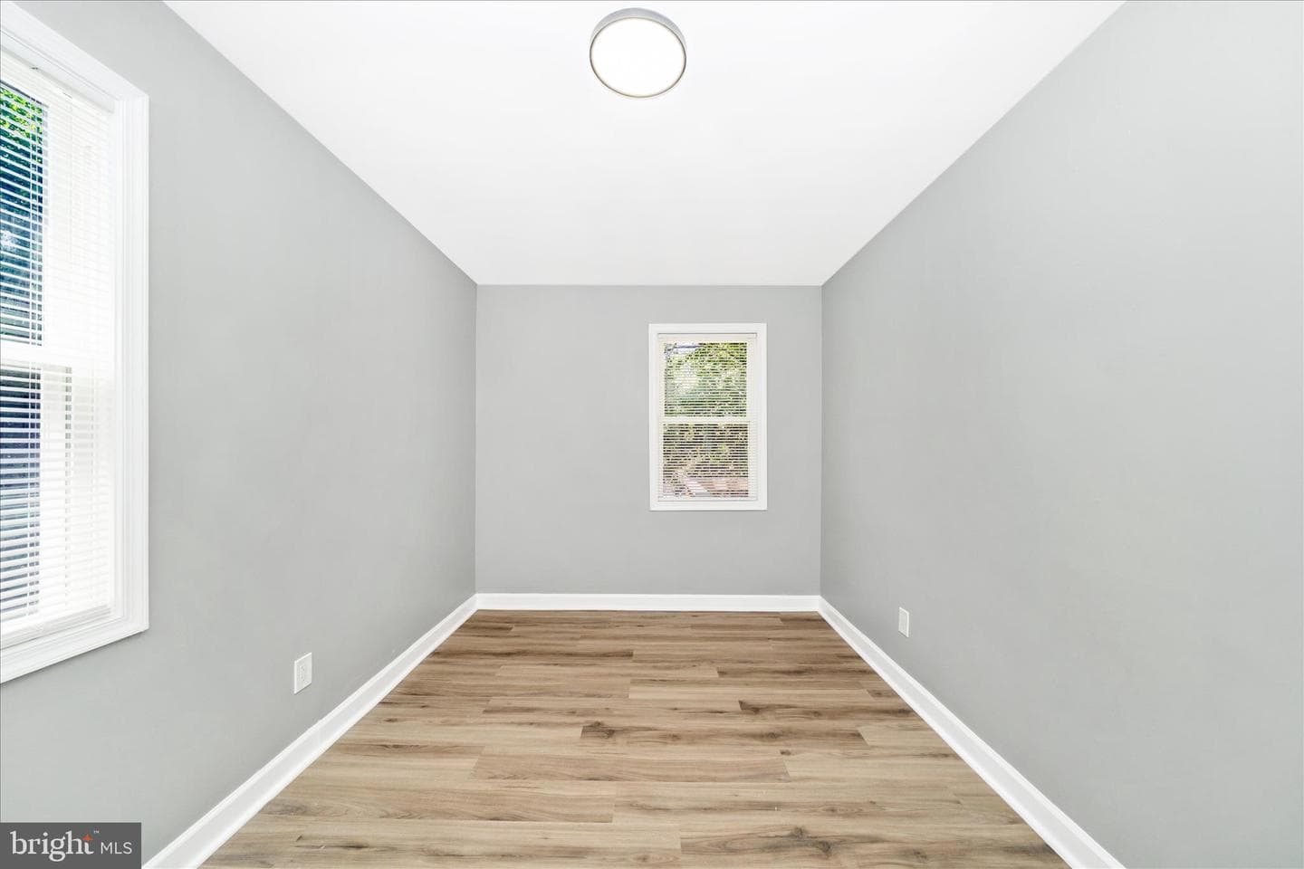 5027 Benning Road SE photo 41
