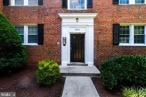 3937 Pennsylvania Avenue SE #102 photo 3