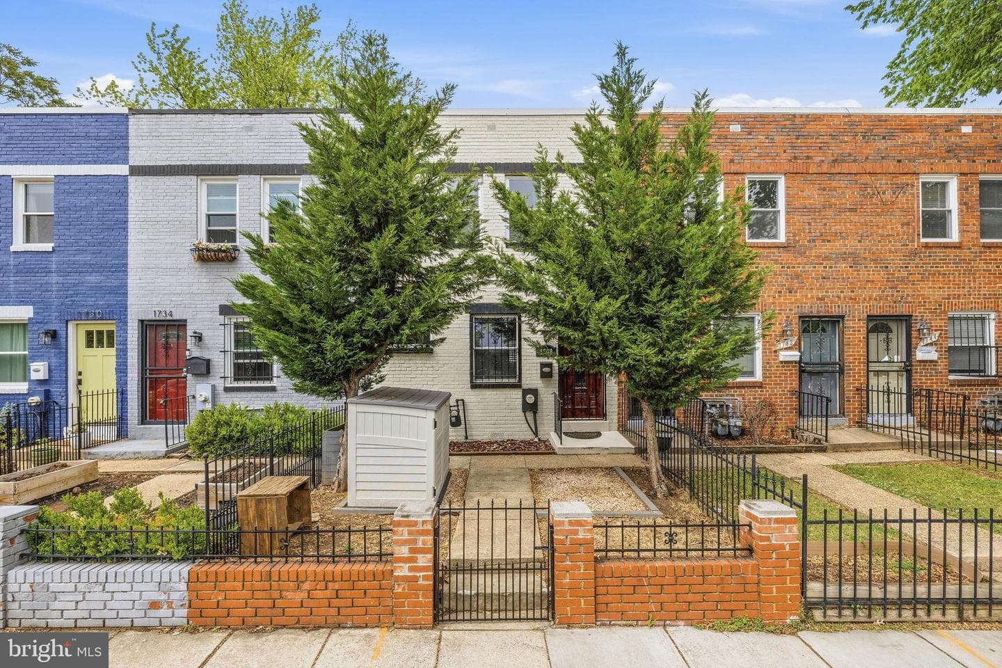 1738 Gales Street NE photo 3