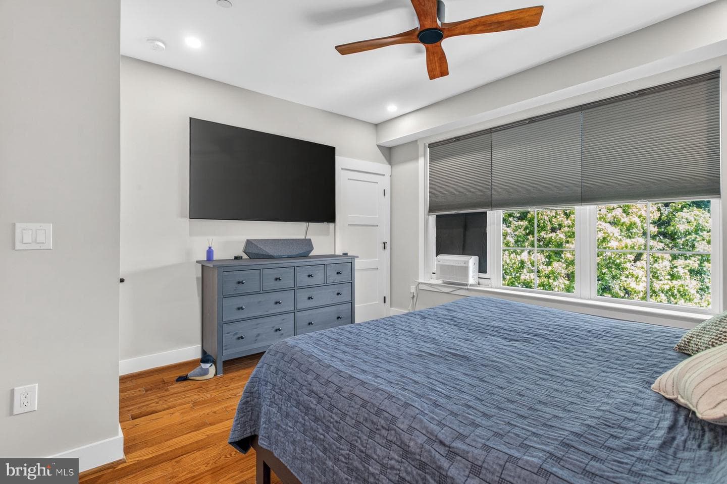 1242 Meigs Place NE #4 photo 13