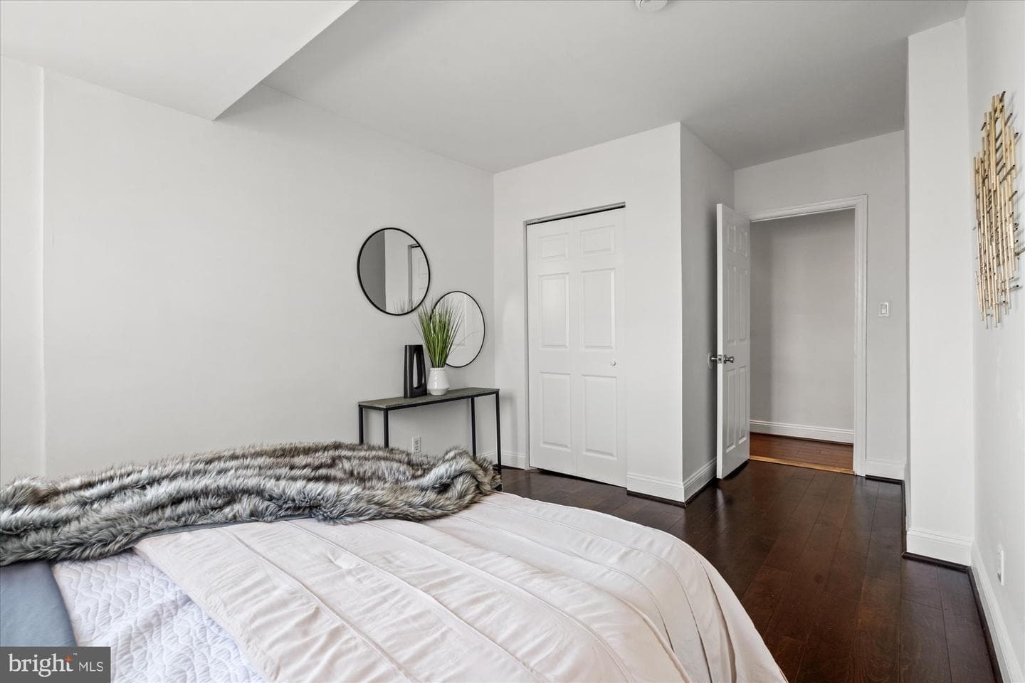 1040 6th Street NE #302 photo 11