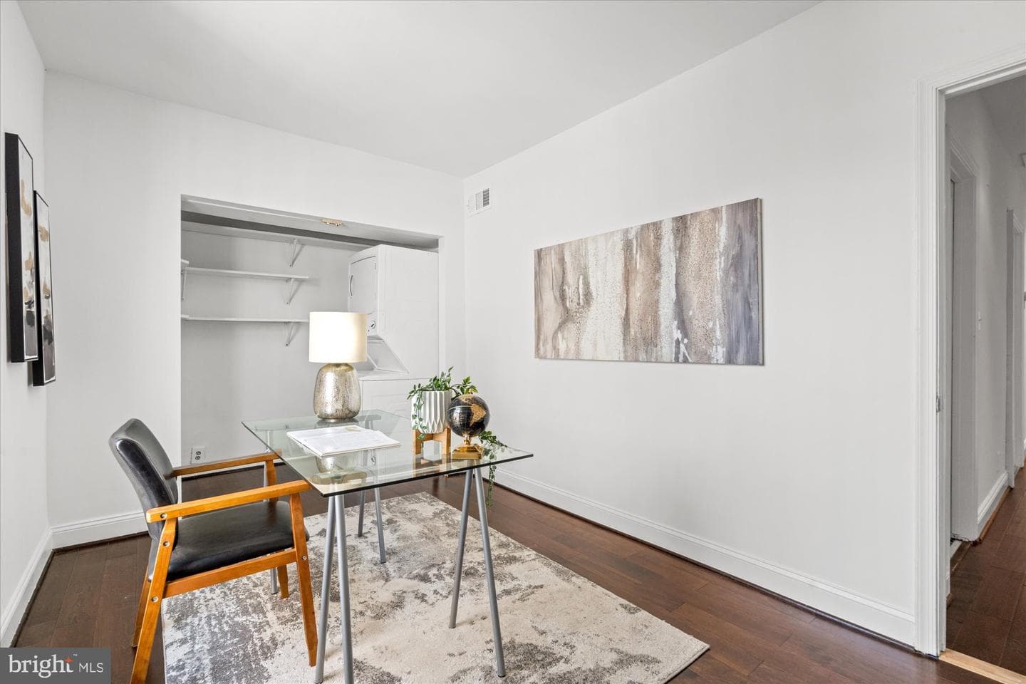 1040 6th Street NE #302 photo 14