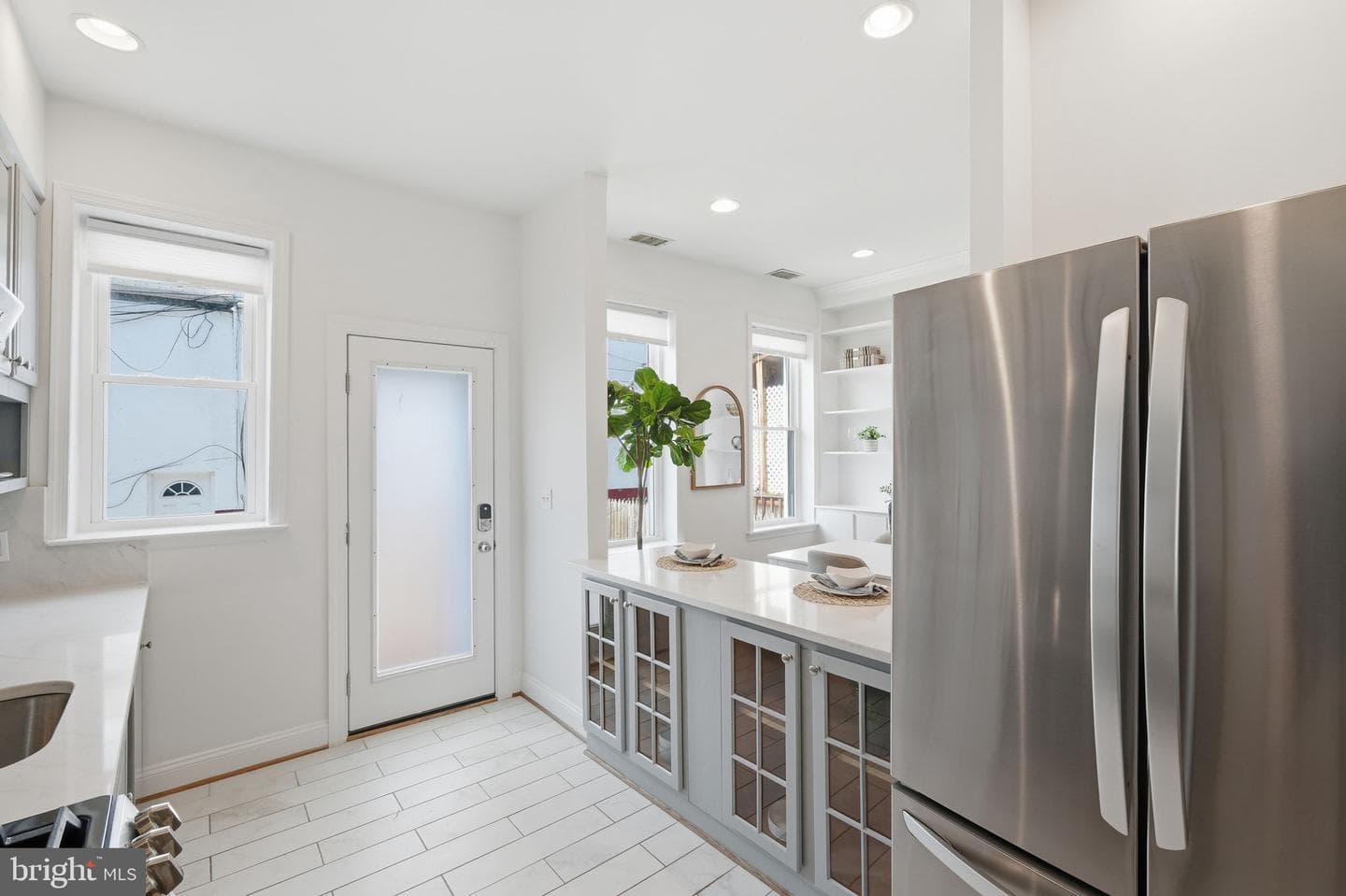 1005 Irving Street NW photo 10