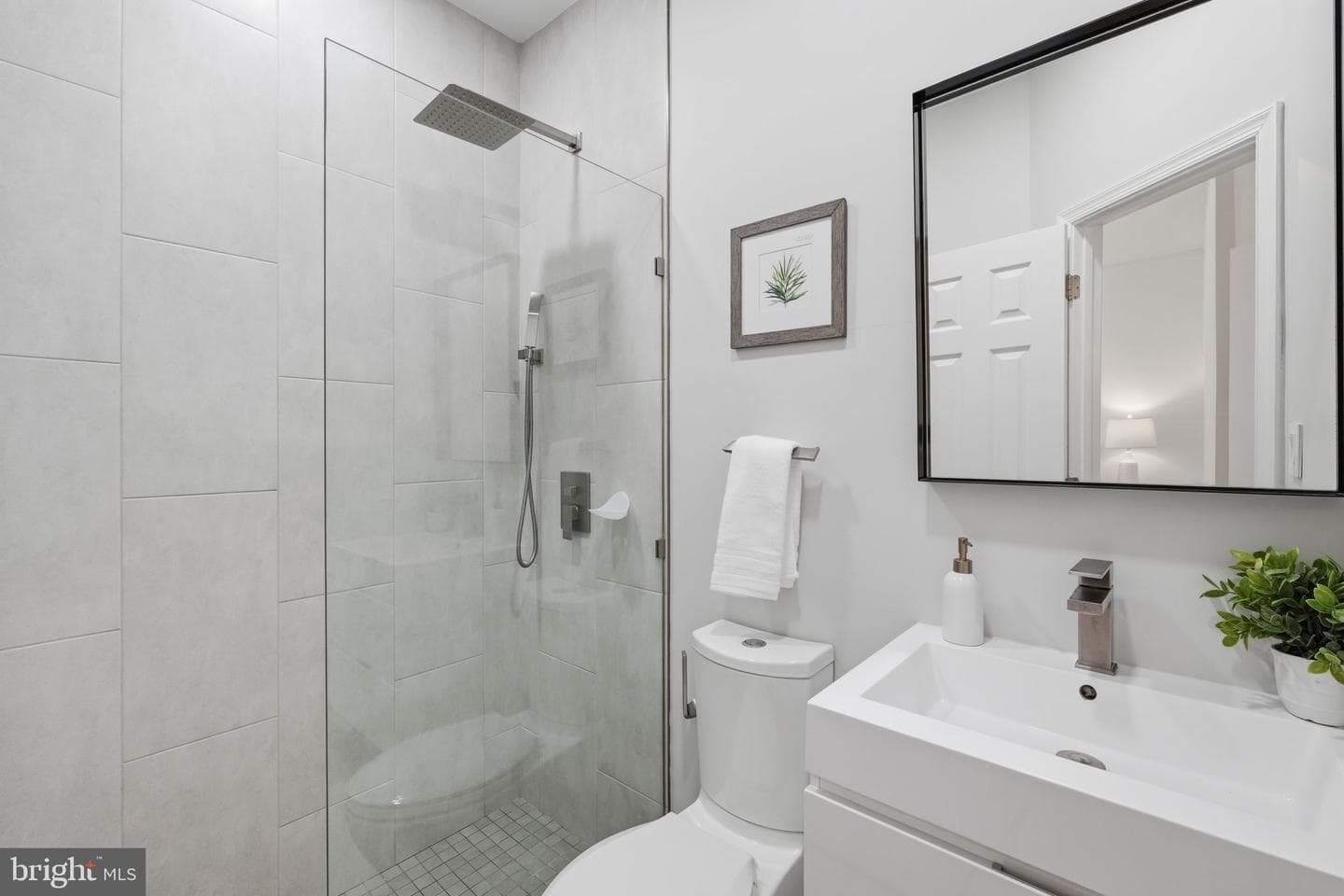 1005 Irving Street NW photo 19
