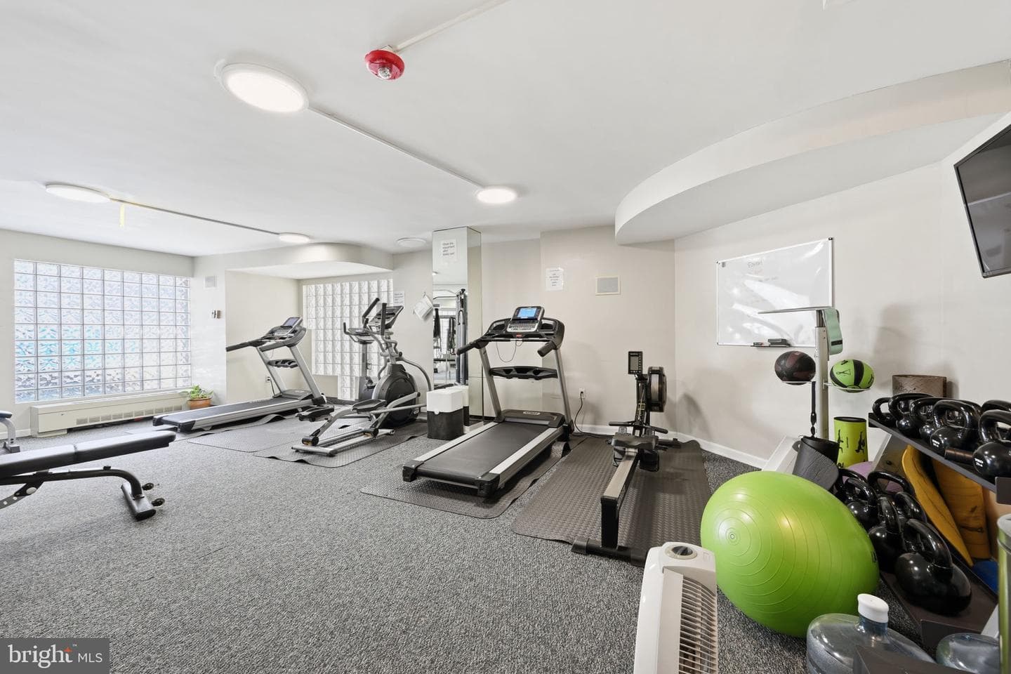 1239 Vermont Avenue NW #709 photo 23