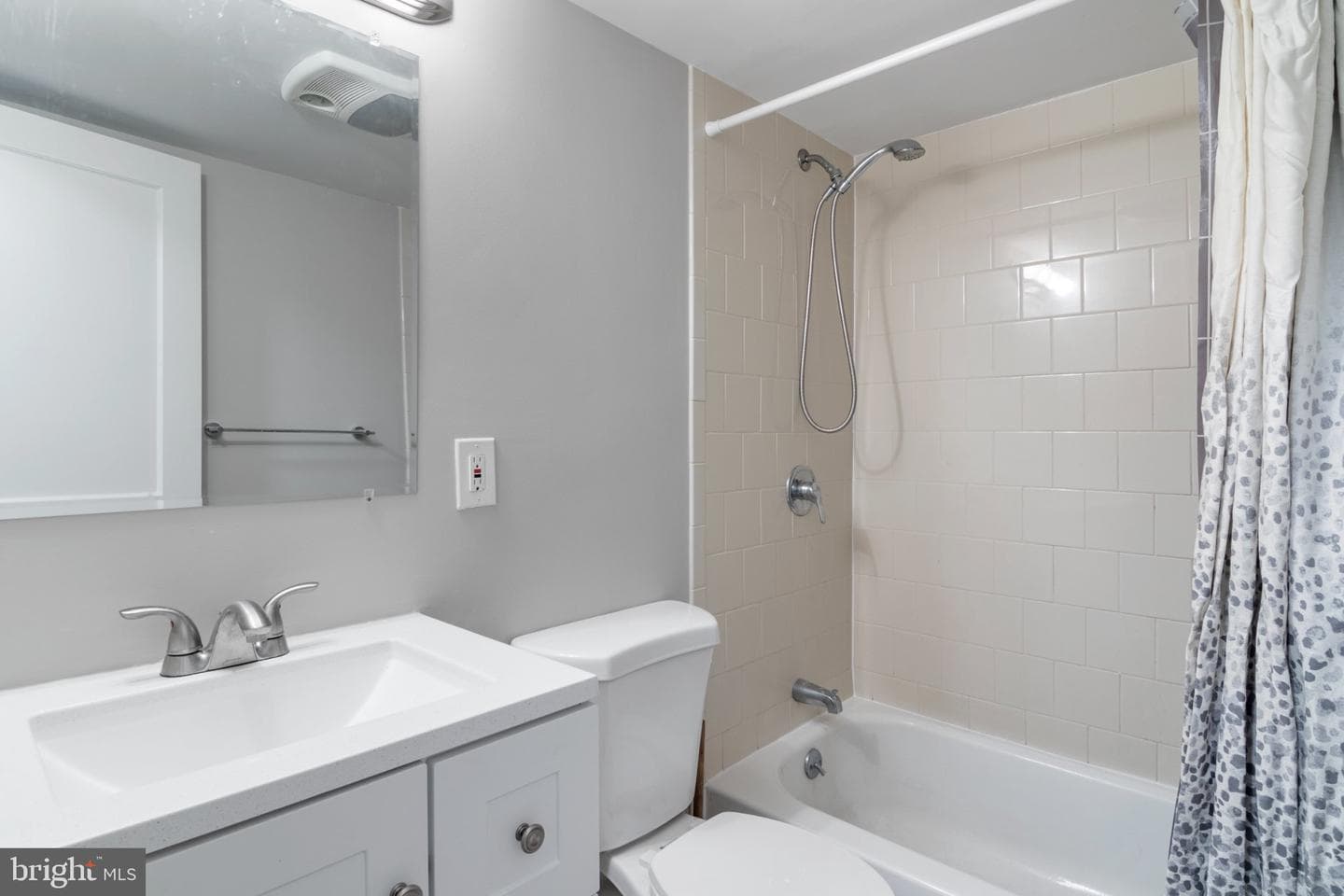 1708 Newton Street NW #104 photo 10
